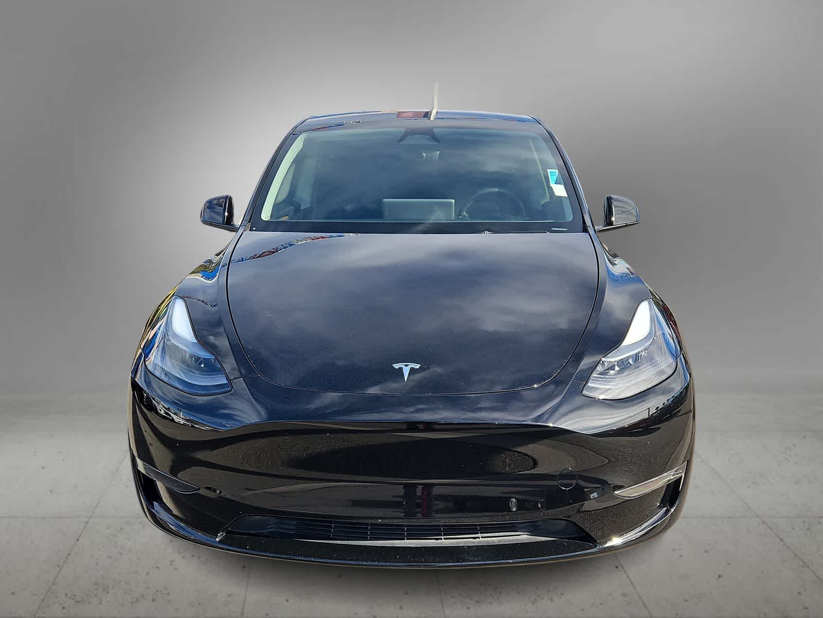 Thumbnail: 2025 Tesla Model Y - 4