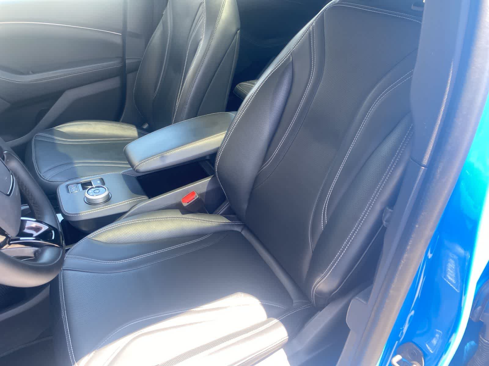2023 Ford Mustang Mach-E Premium 11