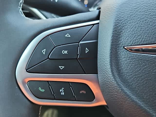Thumbnail: 2026 Chrysler Pacifica - 27