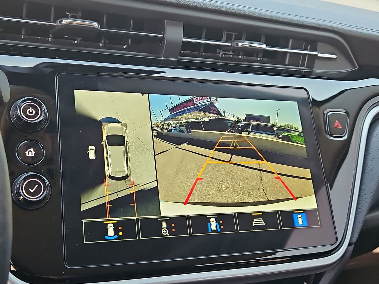 2022 Chevrolet Bolt EUV Premier 27