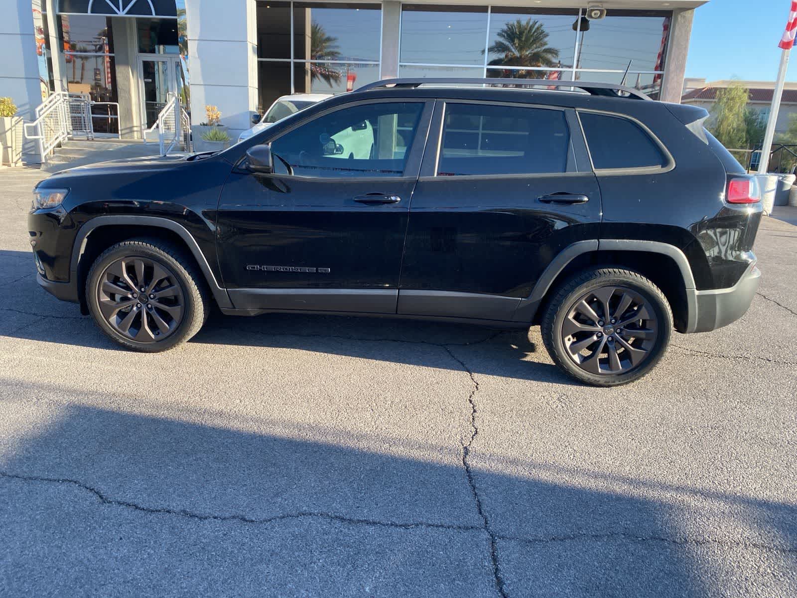 Thumbnail: 2021 Jeep Cherokee - 9
