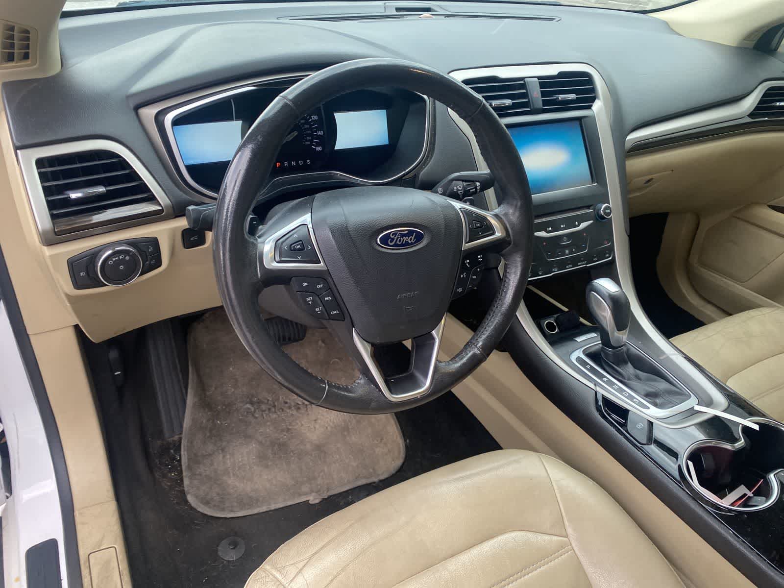 Thumbnail: 2014 Ford Fusion - 10
