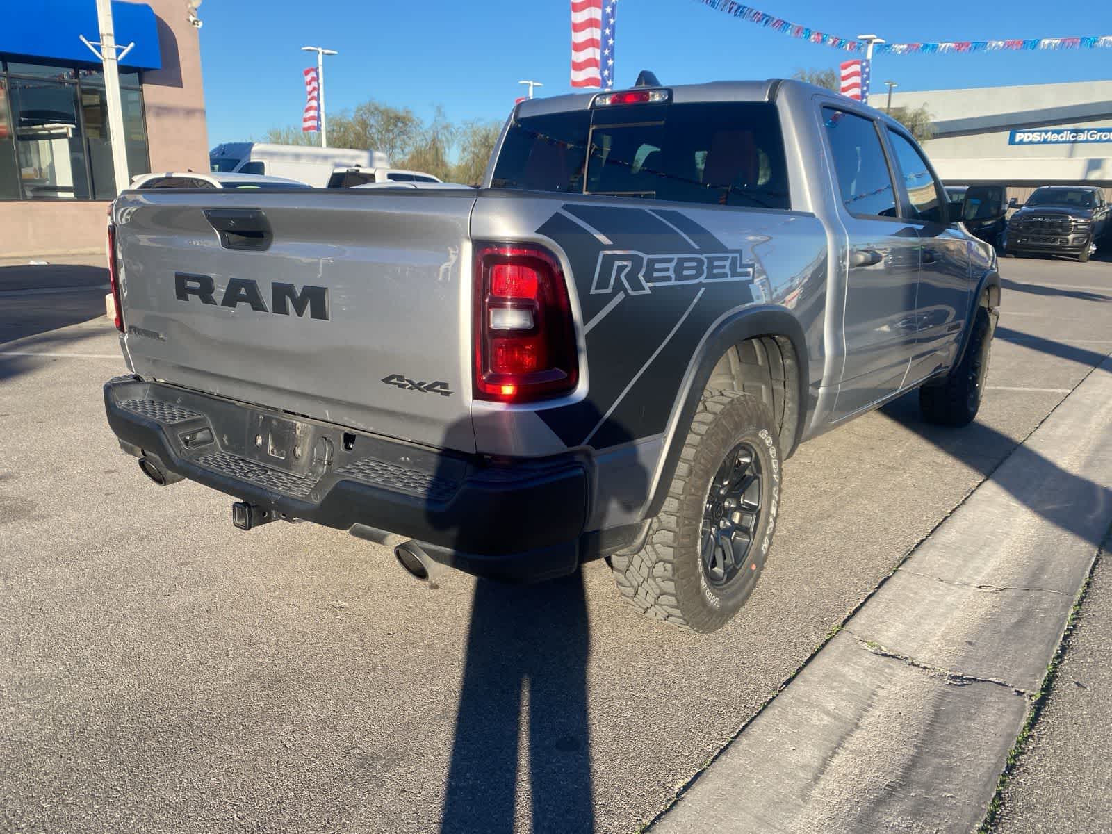Thumbnail: 2025 RAM 1500 - 6