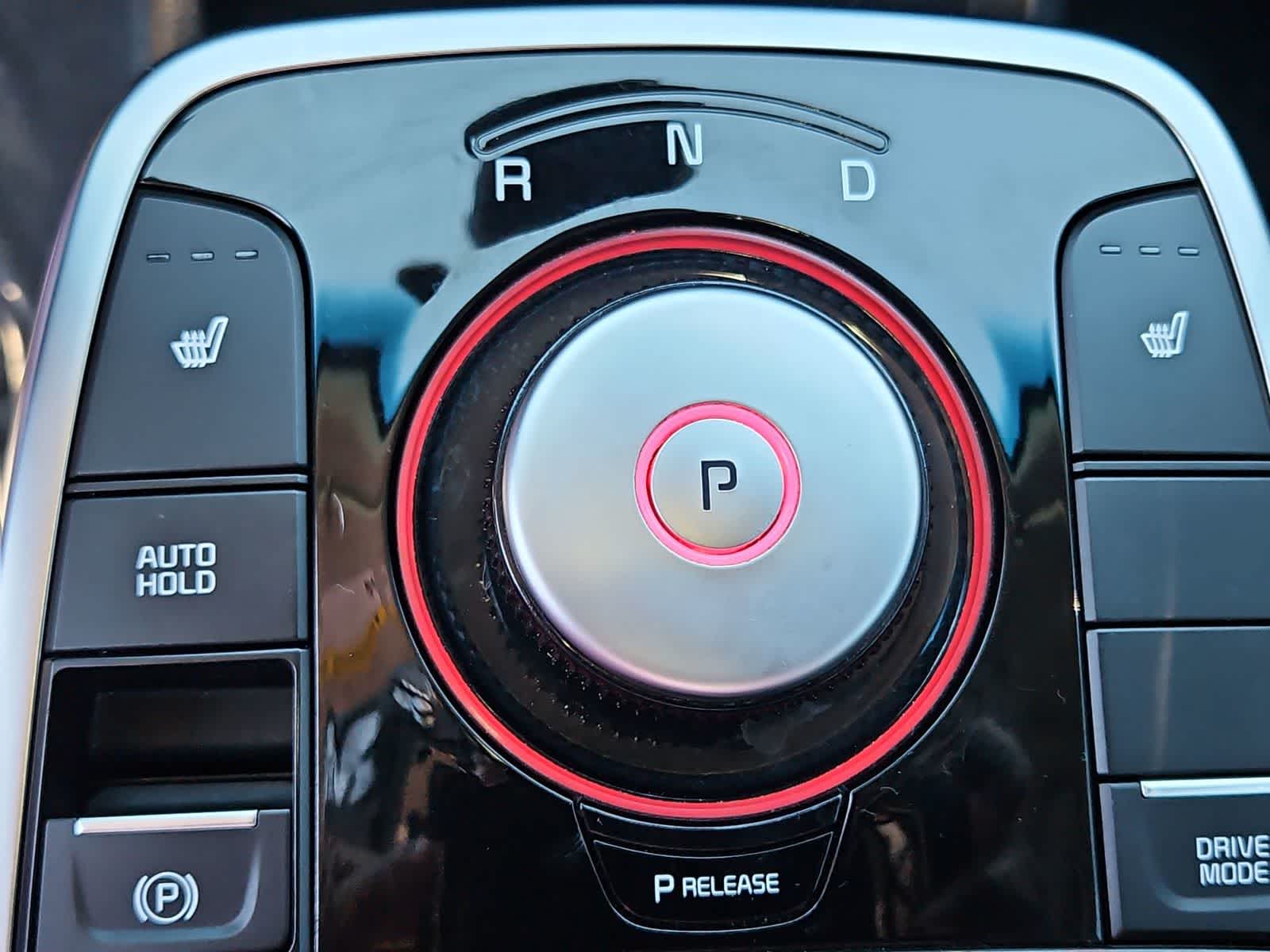 Thumbnail: 2022 Kia Niro - 33