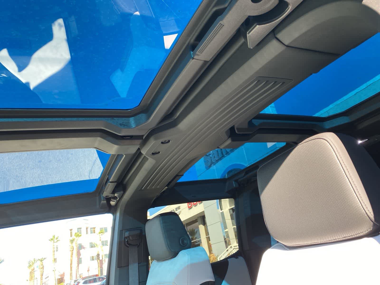 Thumbnail: 2024 GMC Hummer EV - 13