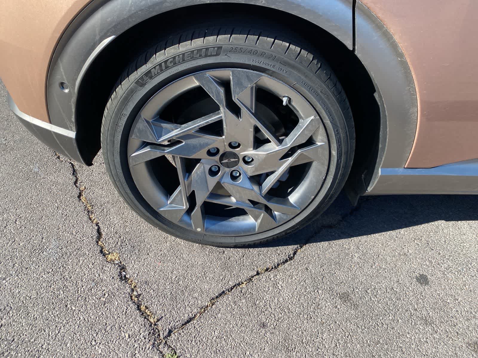 Thumbnail: 2023 Genesis GV60 - 6