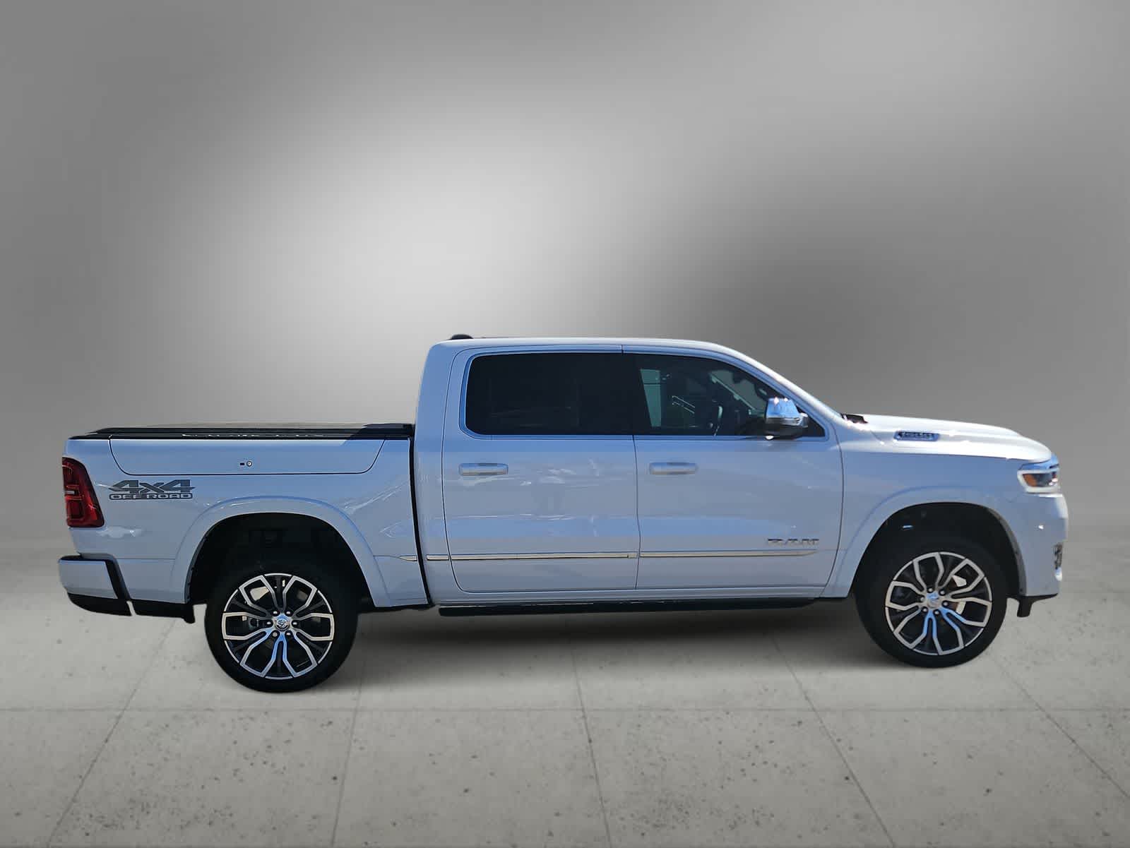 Thumbnail: 2026 RAM 1500 - 9