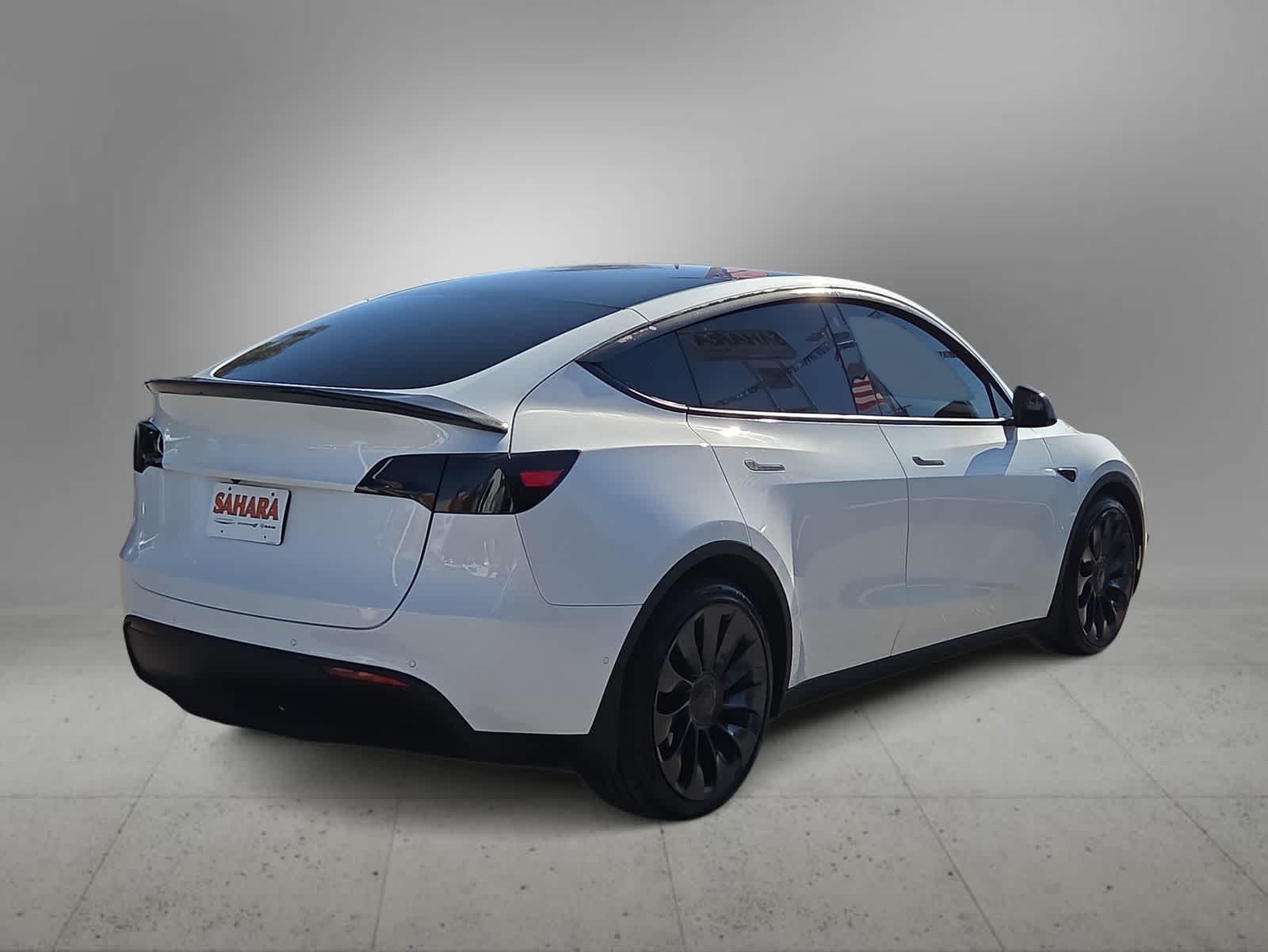 Thumbnail: 2022 Tesla Model Y - 9
