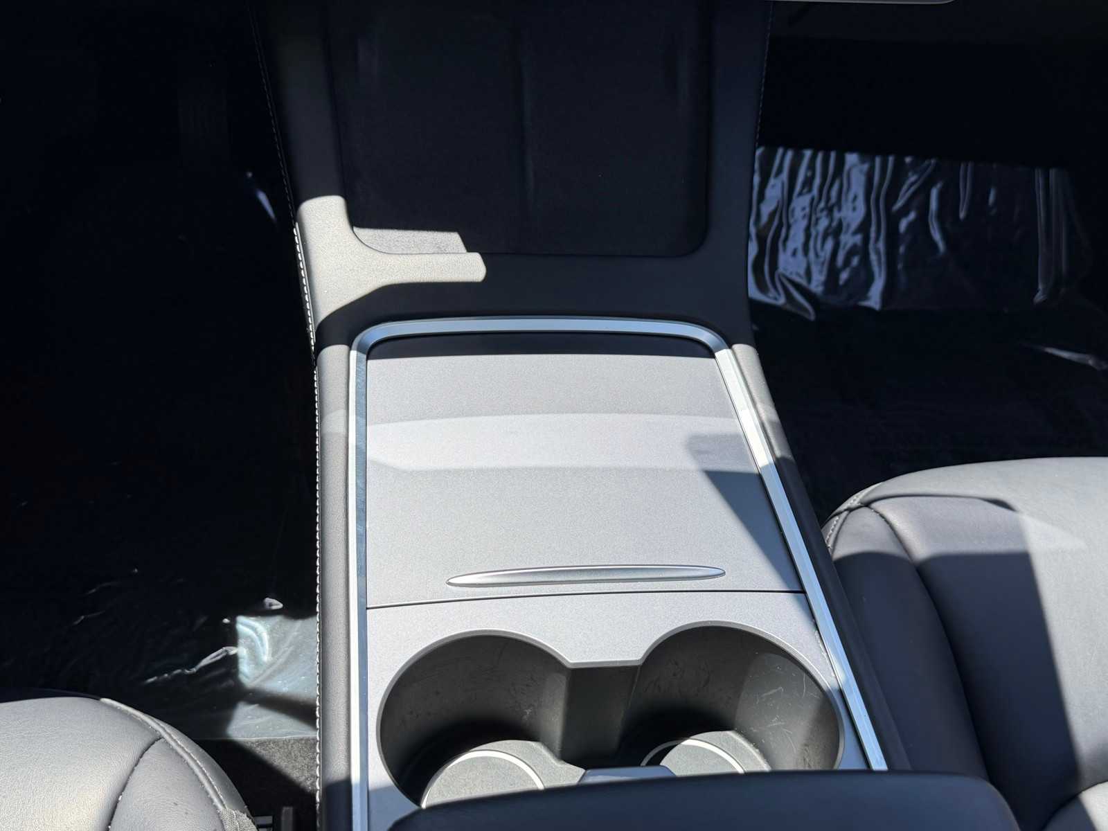Thumbnail: 2021 Tesla Model 3 - 16