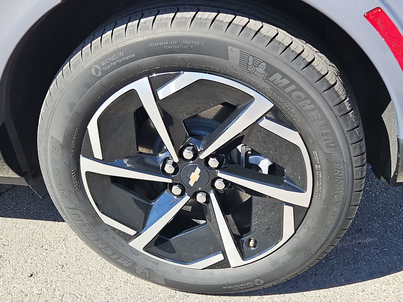 Thumbnail: 2025 Chevrolet Equinox - 14