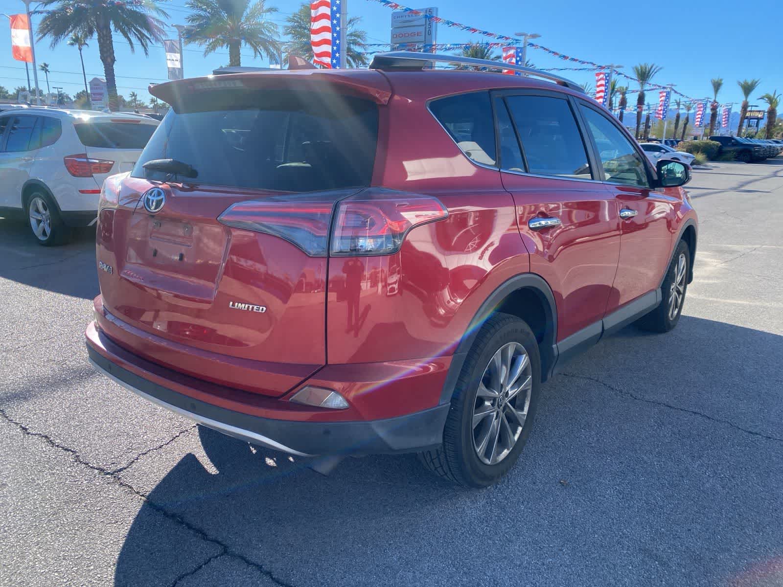 Thumbnail: 2016 Toyota RAV4 - 7