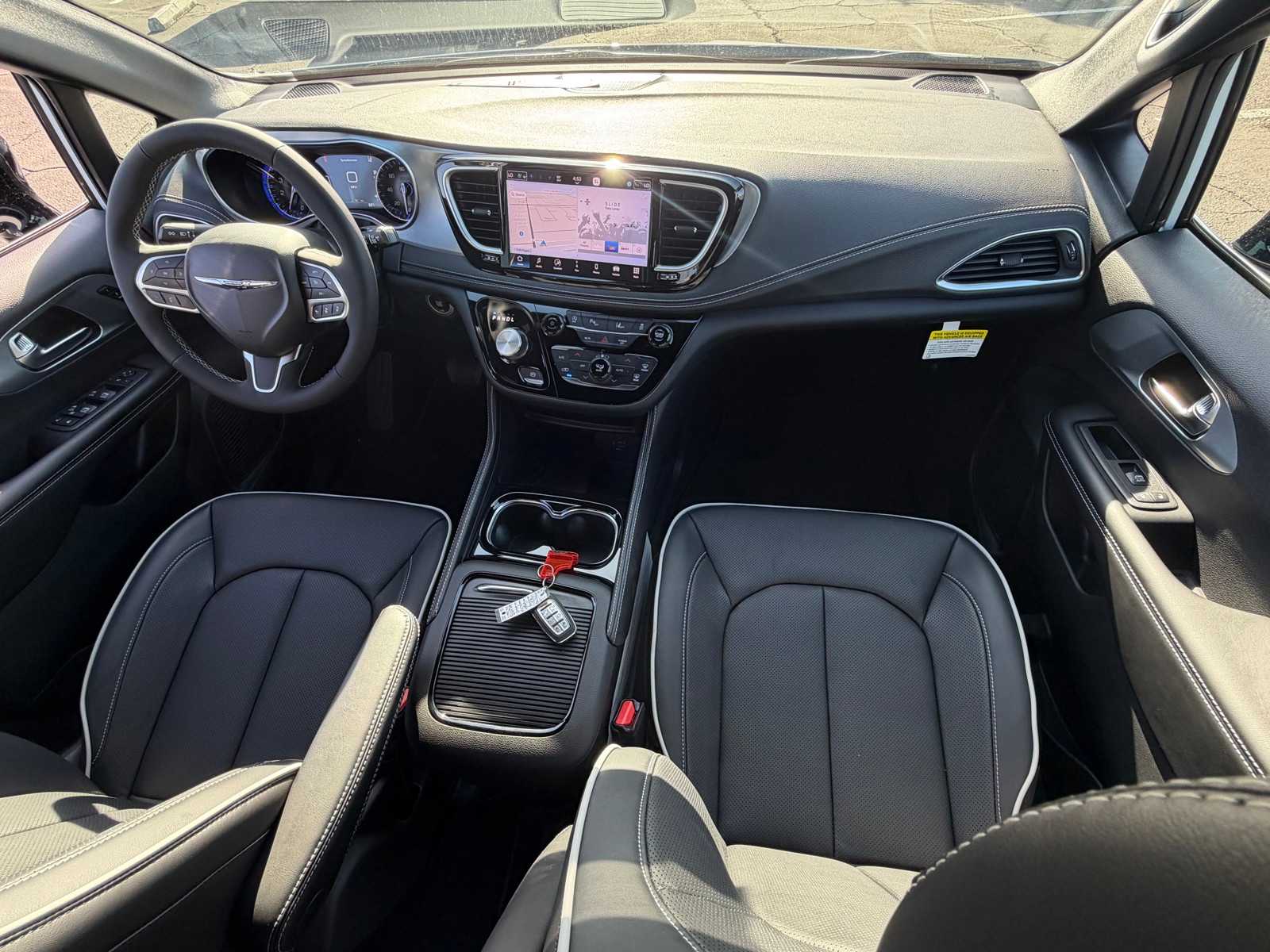 Thumbnail: 2026 Chrysler Pacifica - 23