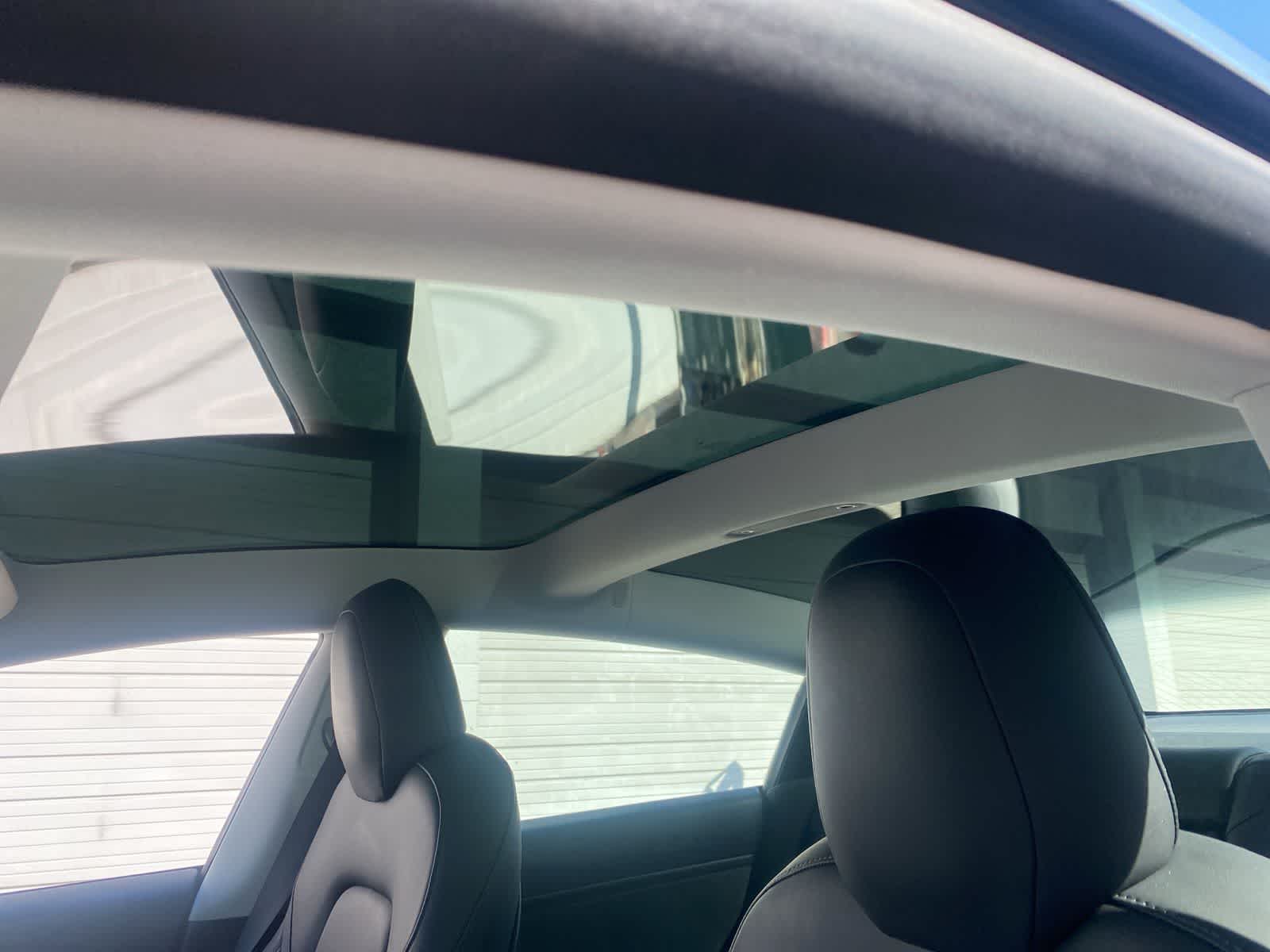 Thumbnail: 2020 Tesla Model 3 - 12