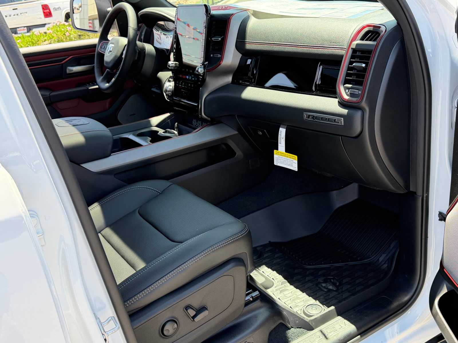 Thumbnail: 2026 RAM 1500 - 32
