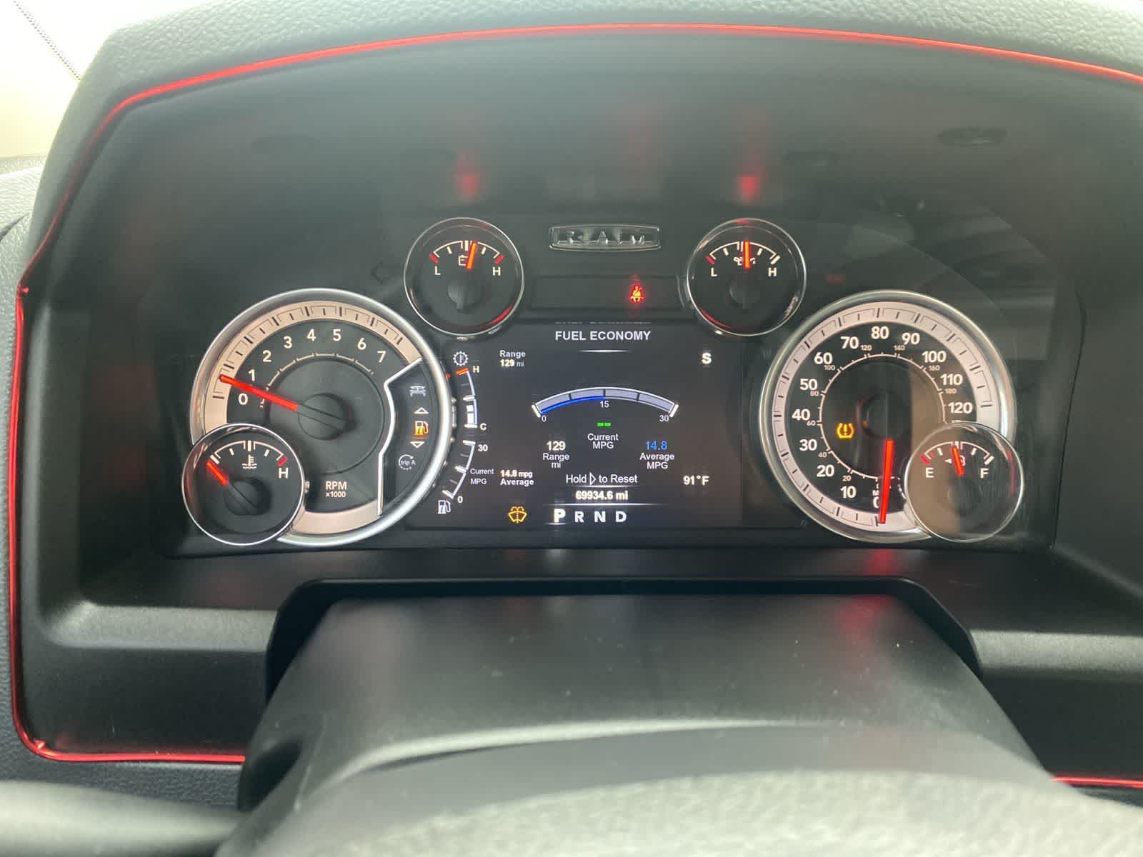 Thumbnail: 2019 RAM 1500 Classic - 13