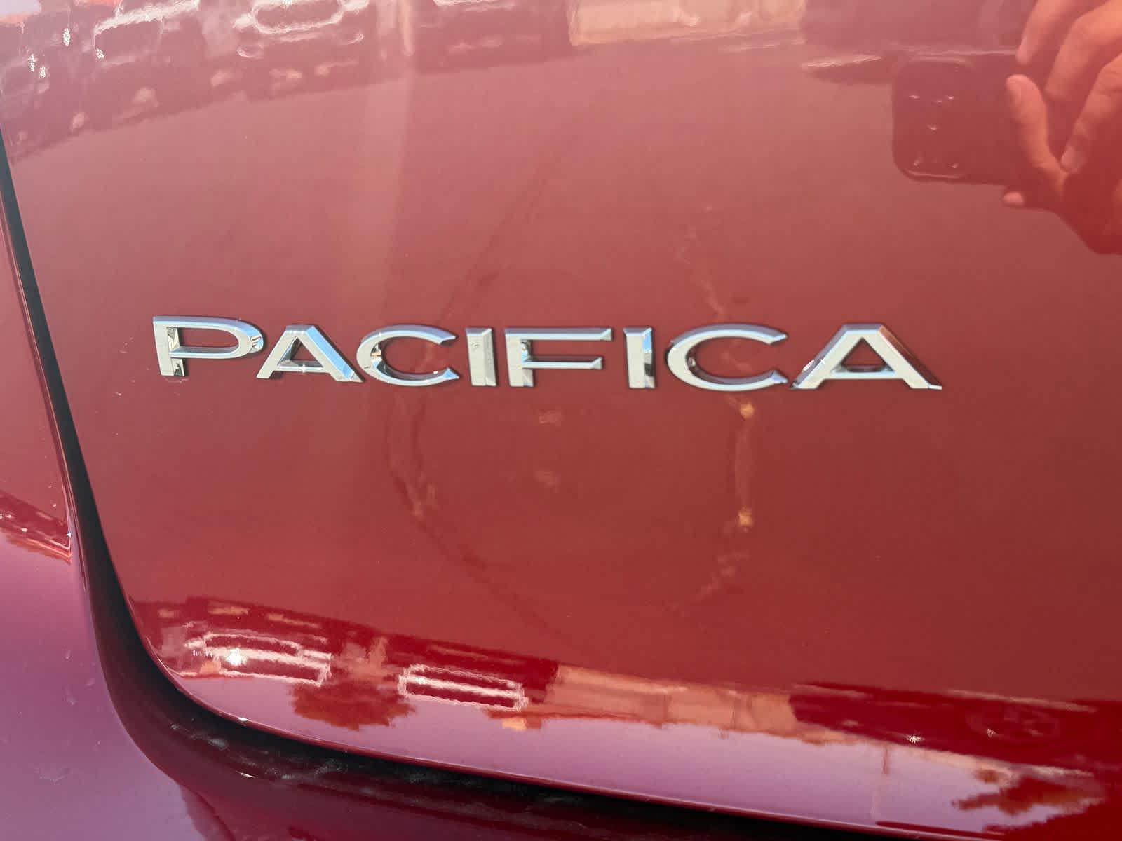 Thumbnail: 2026 Chrysler Pacifica - 13
