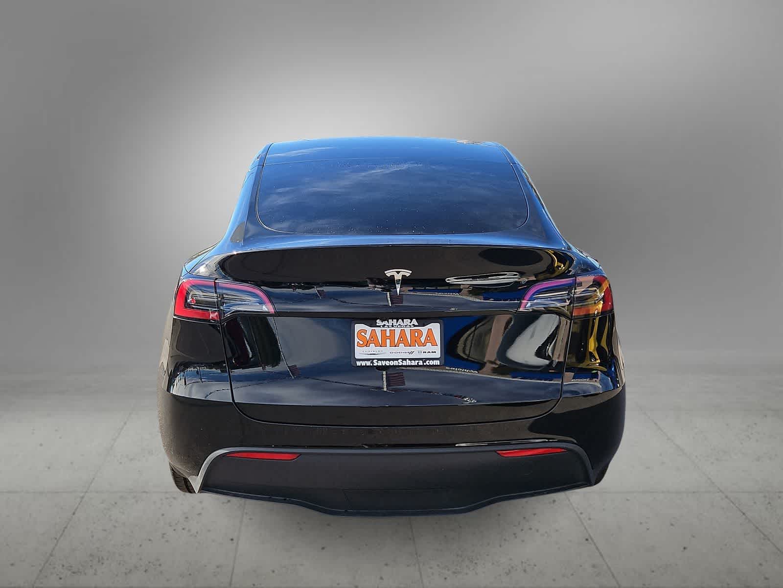 Thumbnail: 2025 Tesla Model Y - 8