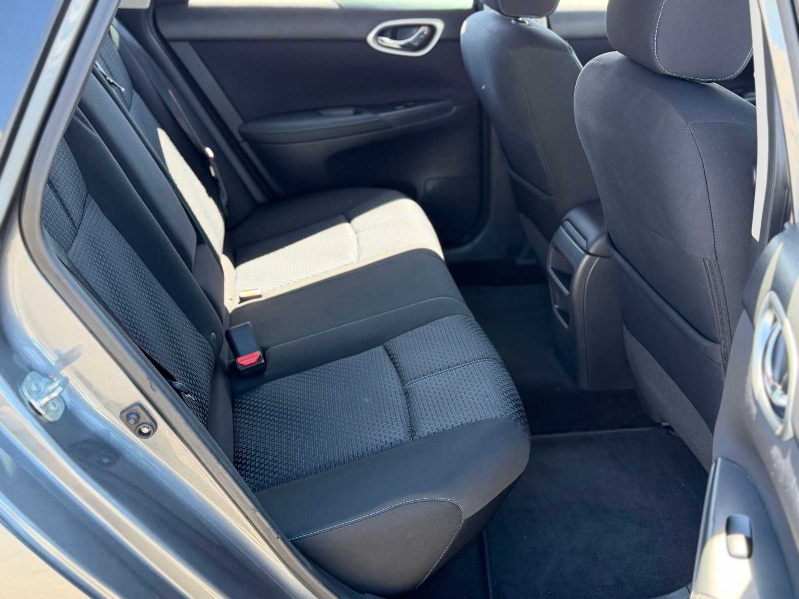 Thumbnail: 2017 Nissan Sentra - 26