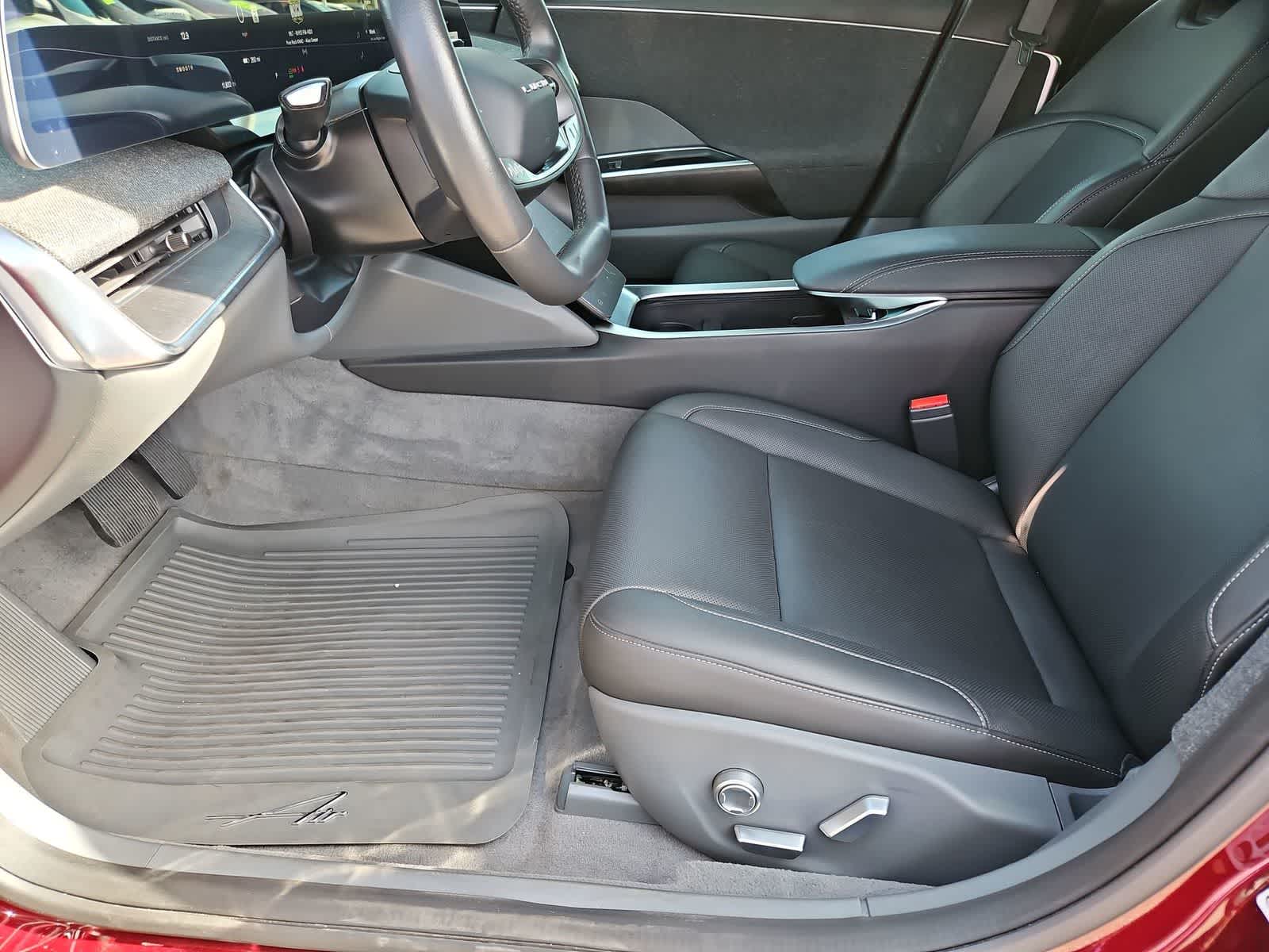 Thumbnail: 2023 Lucid Air - 16