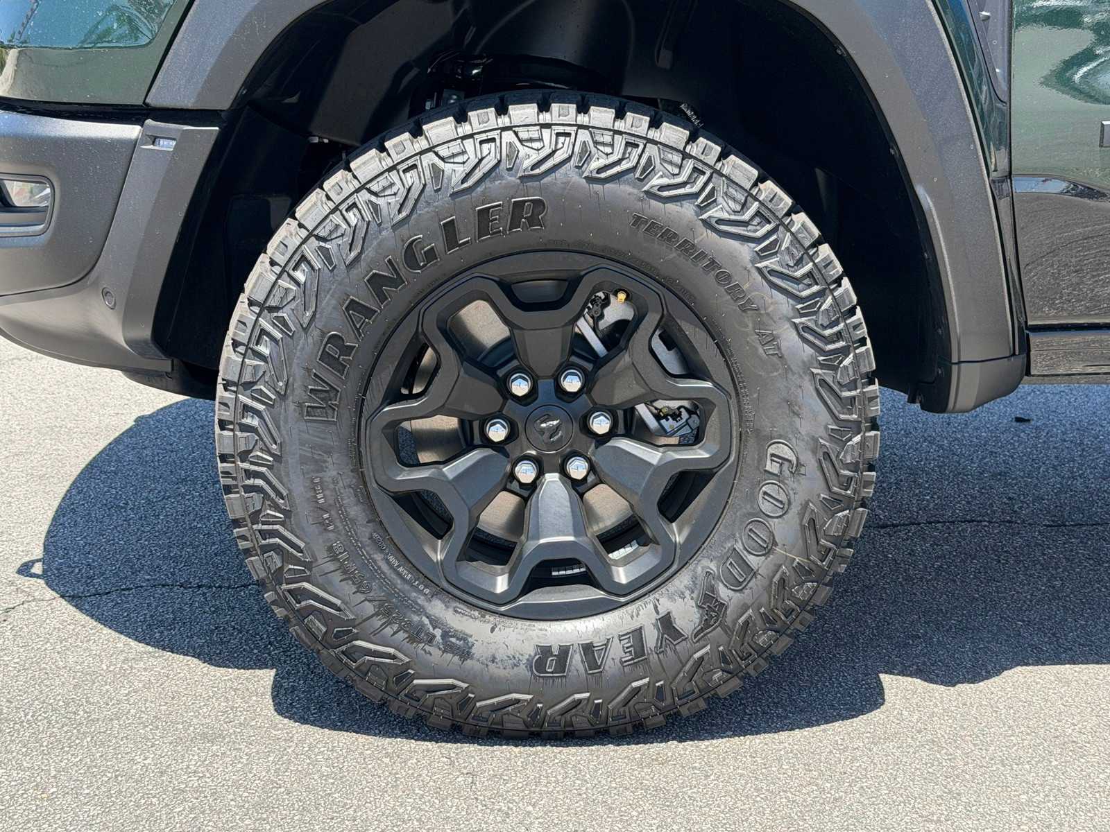 Thumbnail: 2026 RAM 1500 - 35