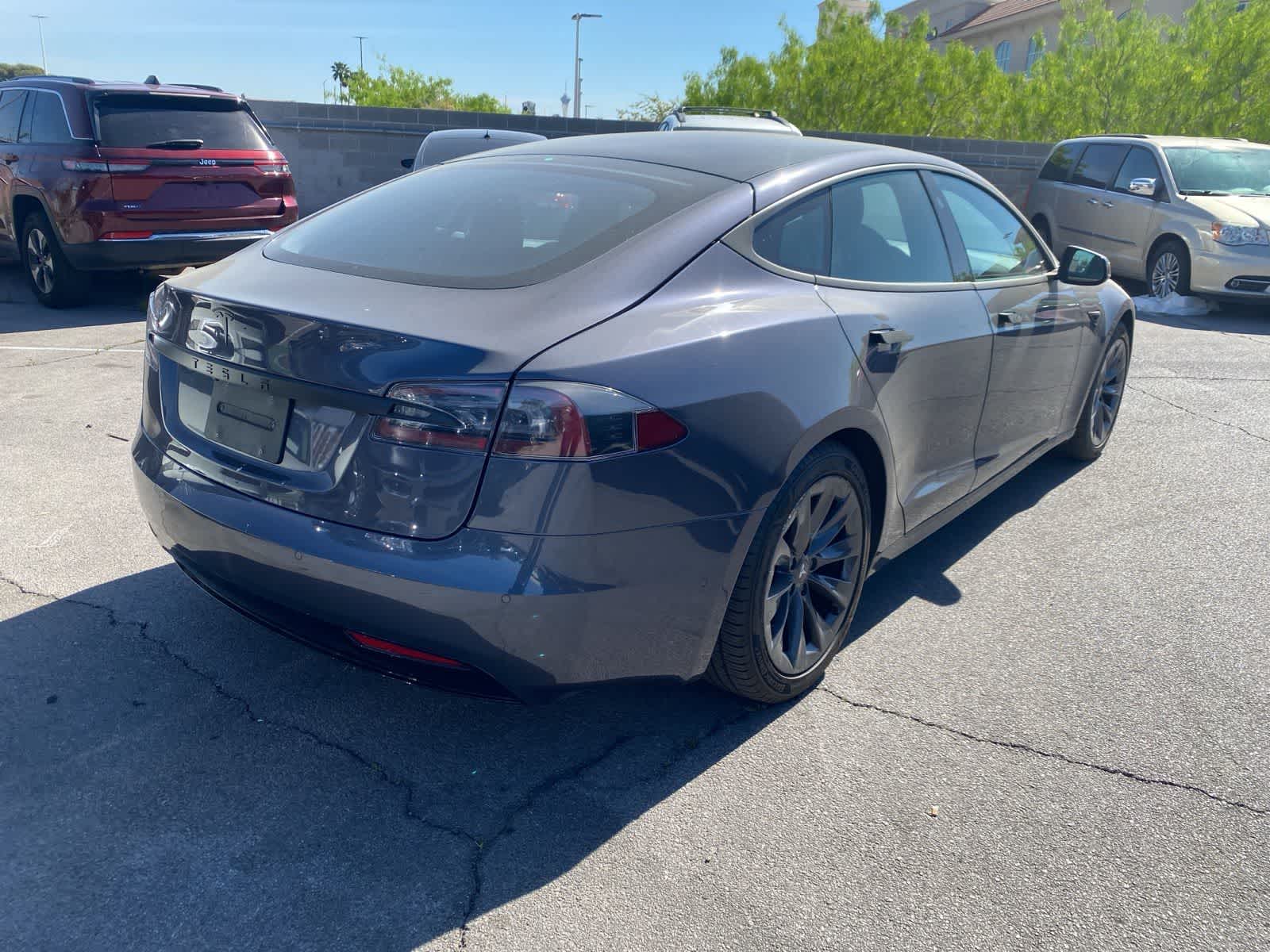 Thumbnail: 2020 Tesla Model S - 7