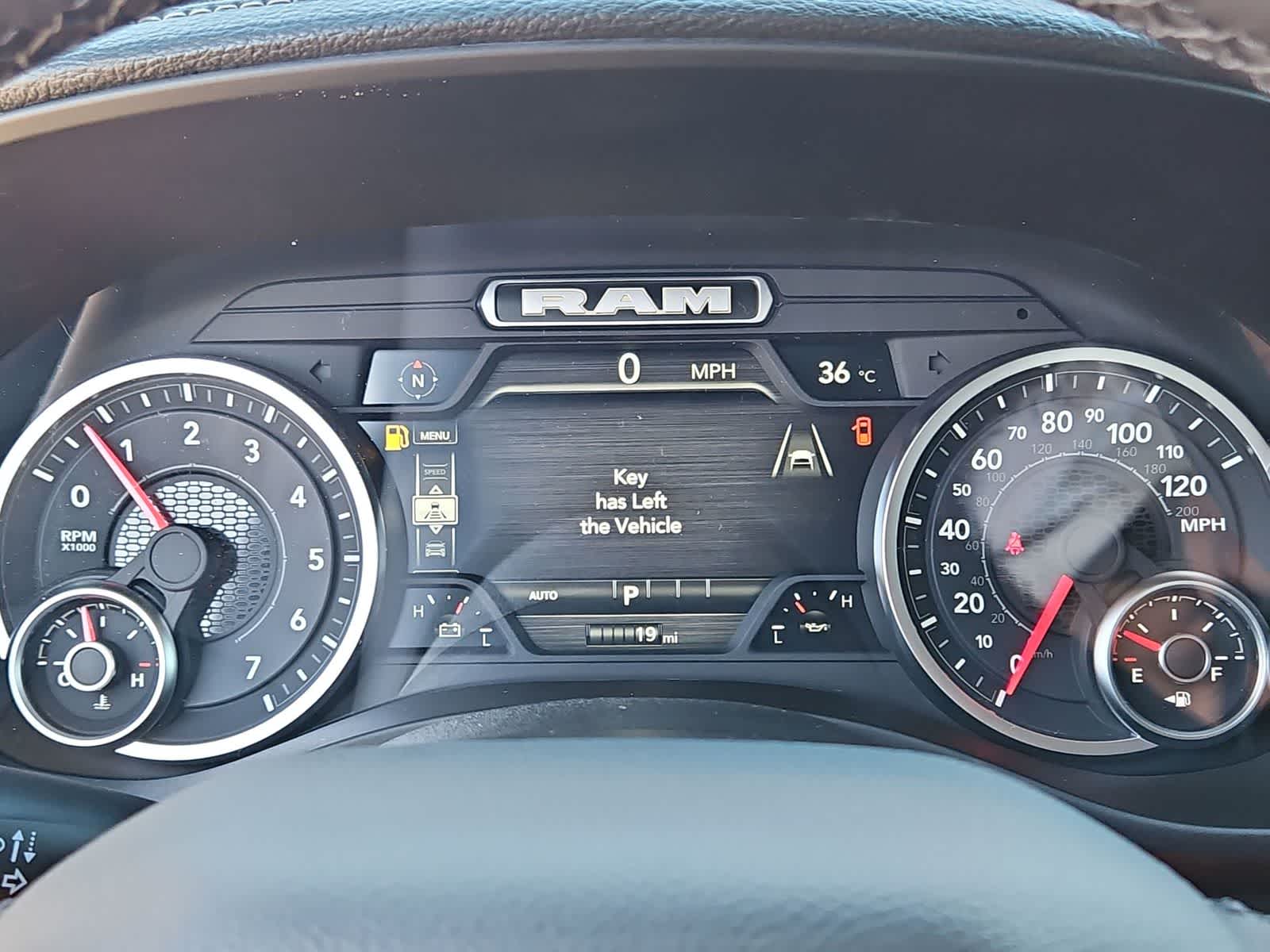 Thumbnail: 2026 RAM 1500 - 32