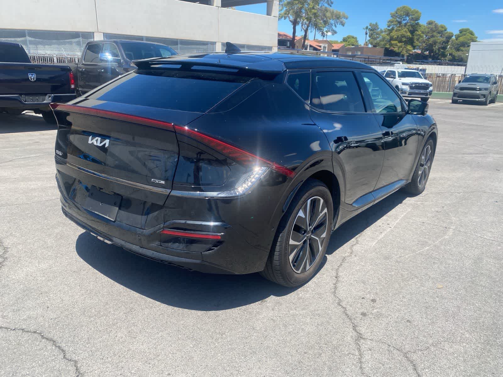 Thumbnail: 2023 Kia EV6 - 6
