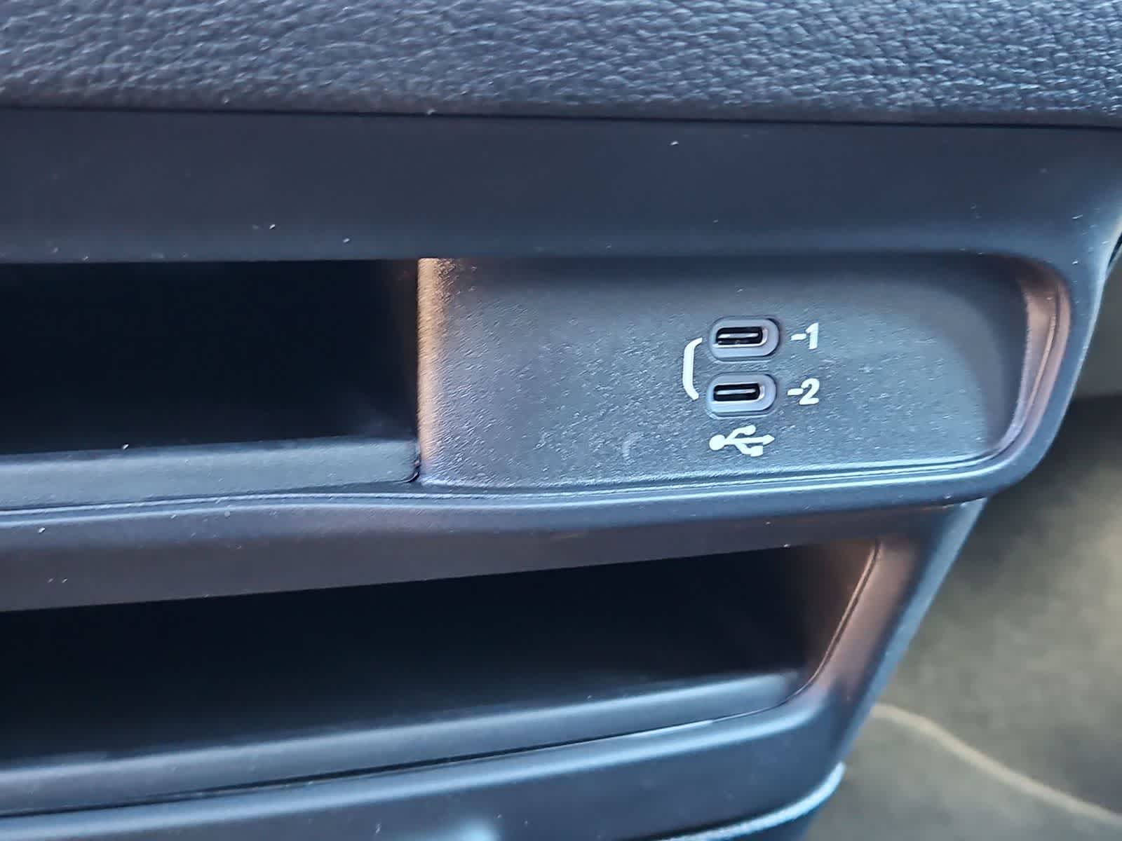 Thumbnail: 2026 Chrysler Pacifica - 29