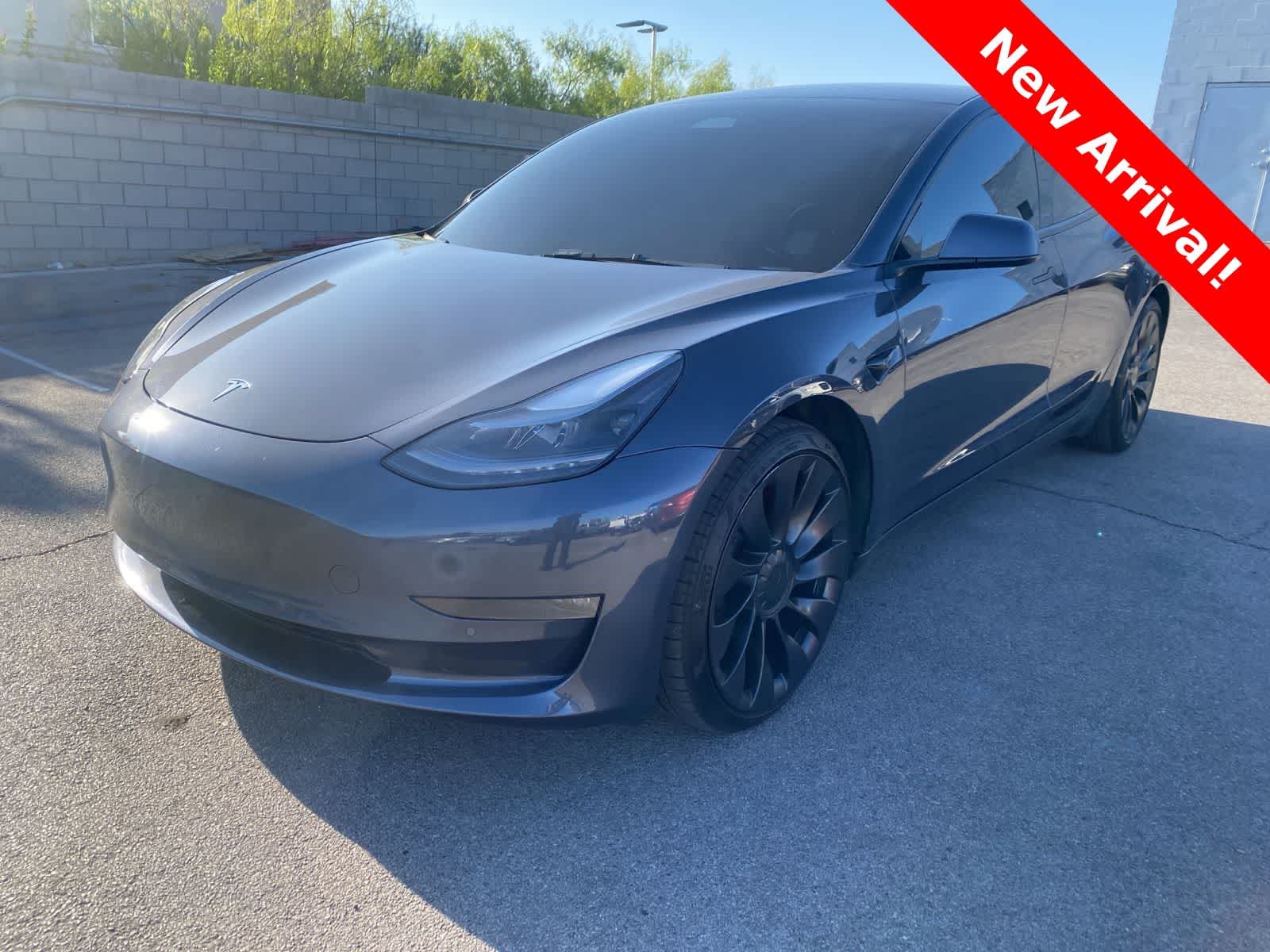 Thumbnail: 2022 Tesla Model 3 - 1