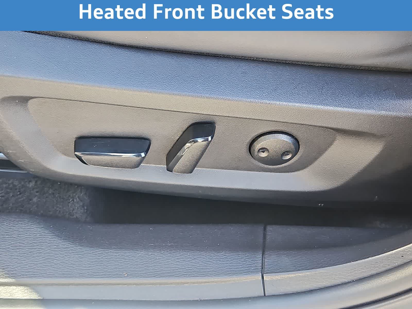 Thumbnail: 2024 Mitsubishi Outlander - 19