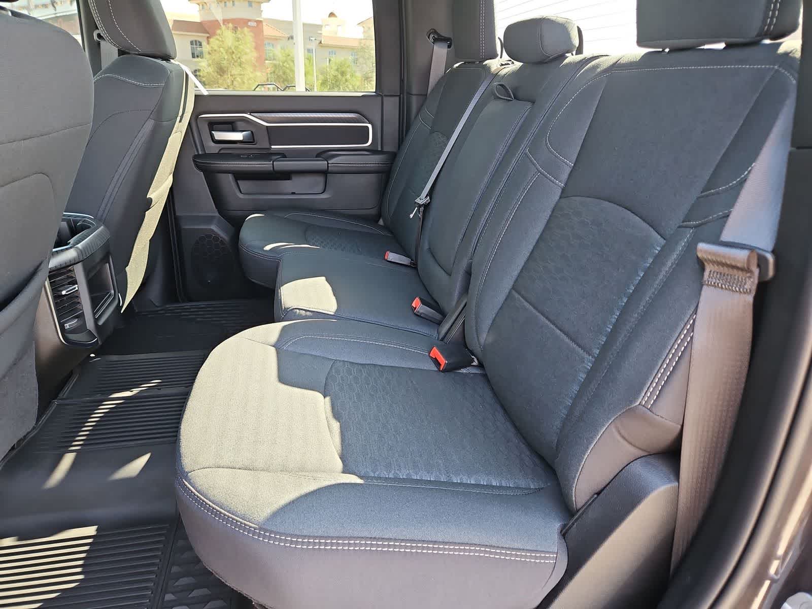 2025 RAM 2500 ST 18
