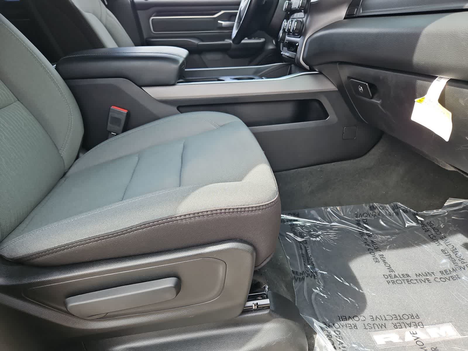 Thumbnail: 2023 RAM 1500 - 22