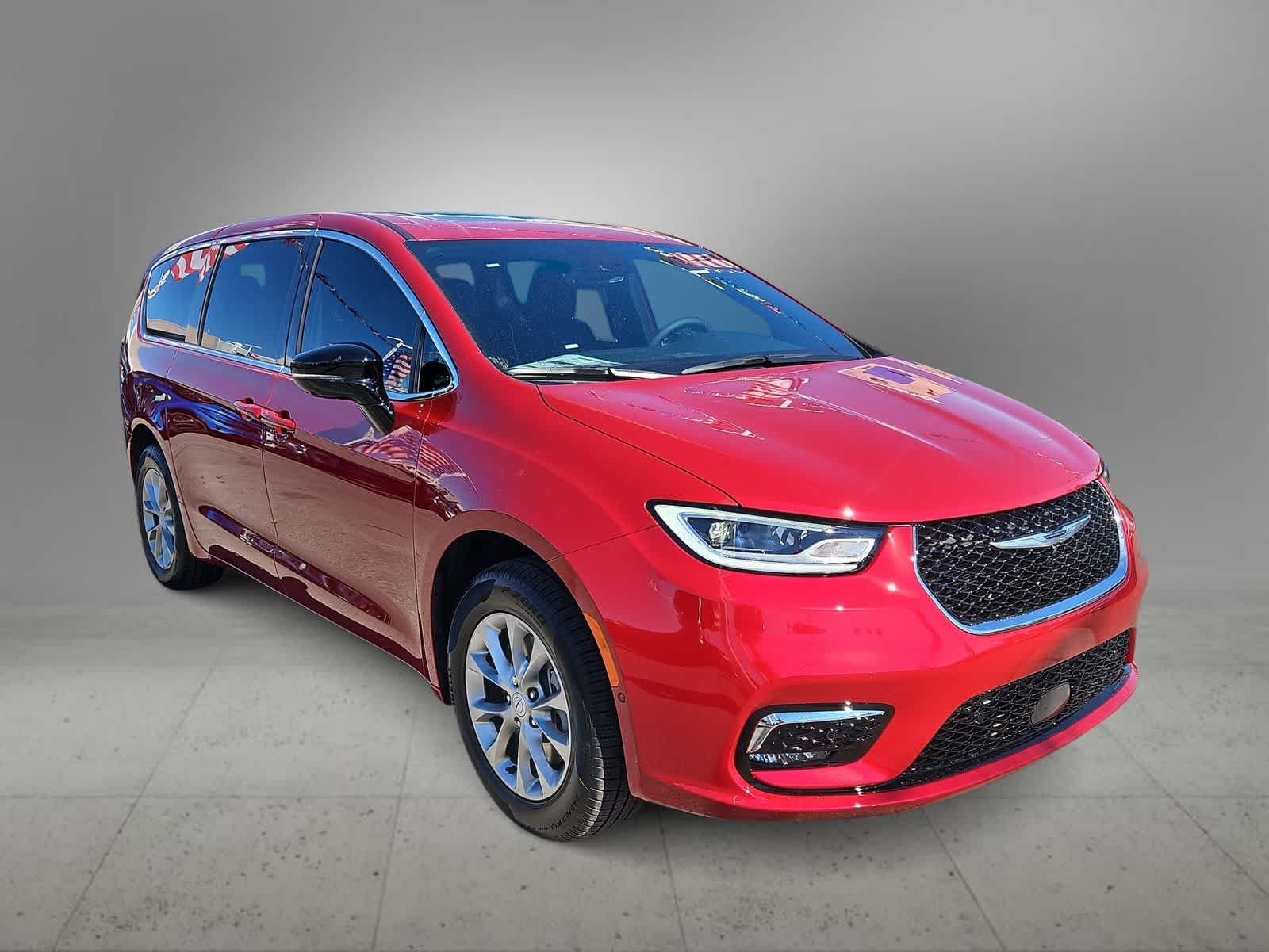 Thumbnail: 2026 Chrysler Pacifica - 2