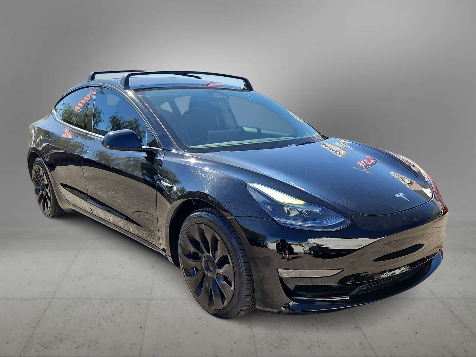 Thumbnail: 2022 Tesla Model 3 - 2