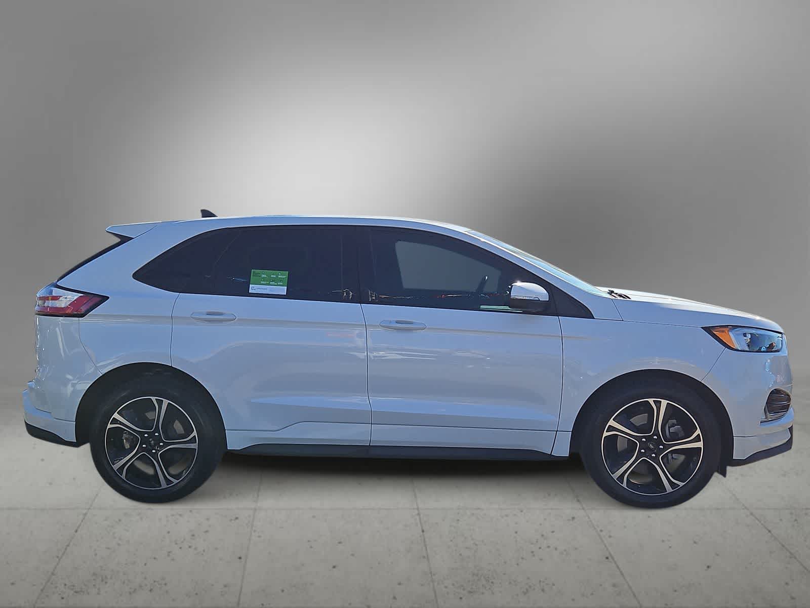 Thumbnail: 2021 Ford Edge - 10