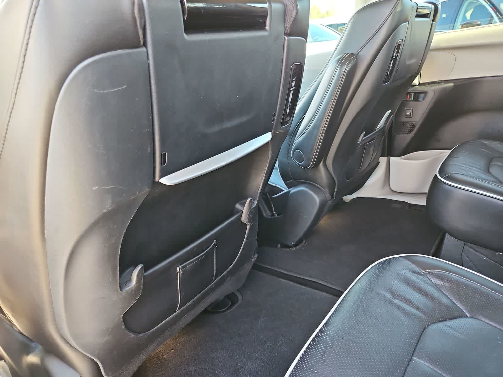 Thumbnail: 2022 Chrysler Pacifica - 19