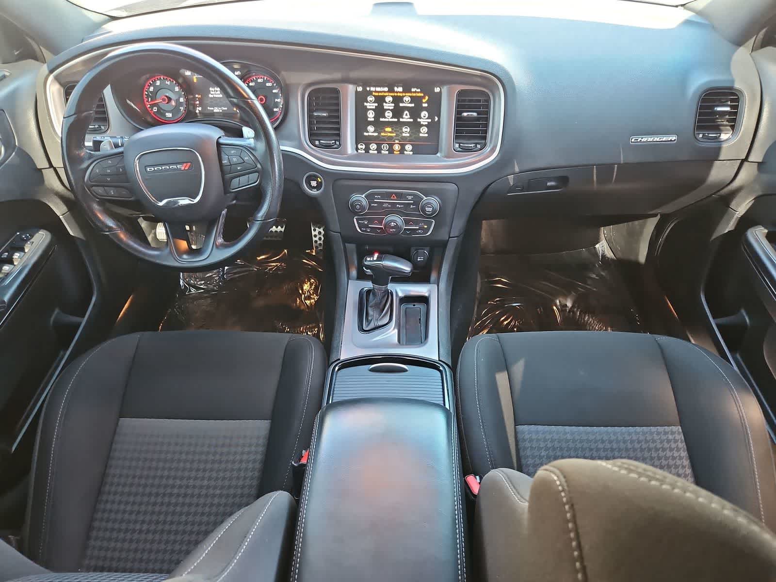 Thumbnail: 2022 Dodge Charger - 16