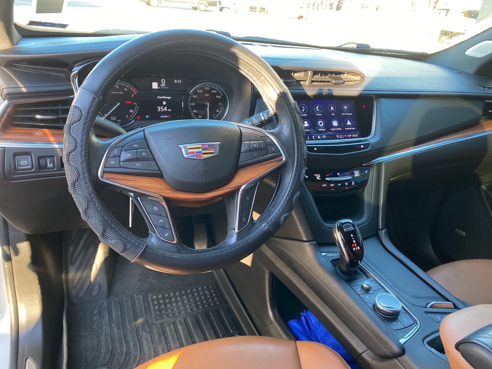 Thumbnail: 2023 Cadillac XT5 - 10