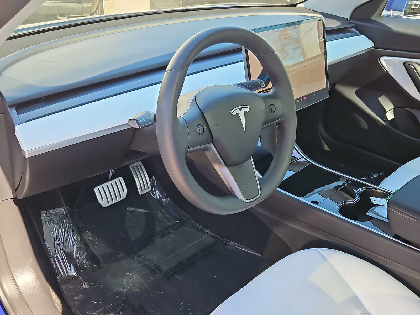 Thumbnail: 2020 Tesla Model 3 - 11