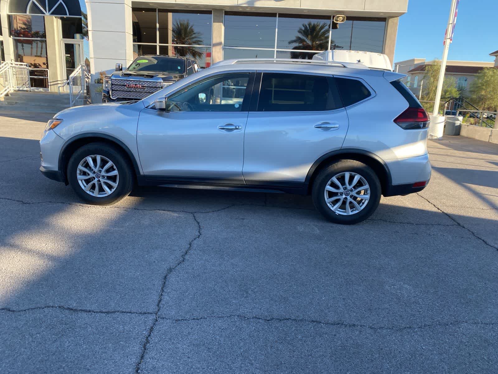 Thumbnail: 2019 Nissan Rogue - 9