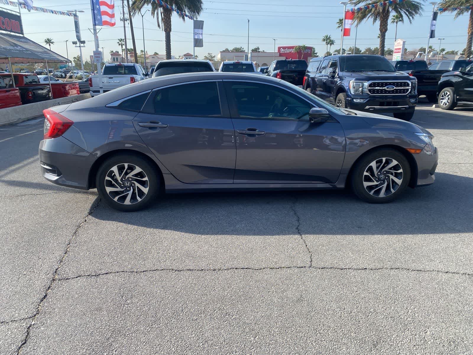 Thumbnail: 2016 Honda Civic - 5