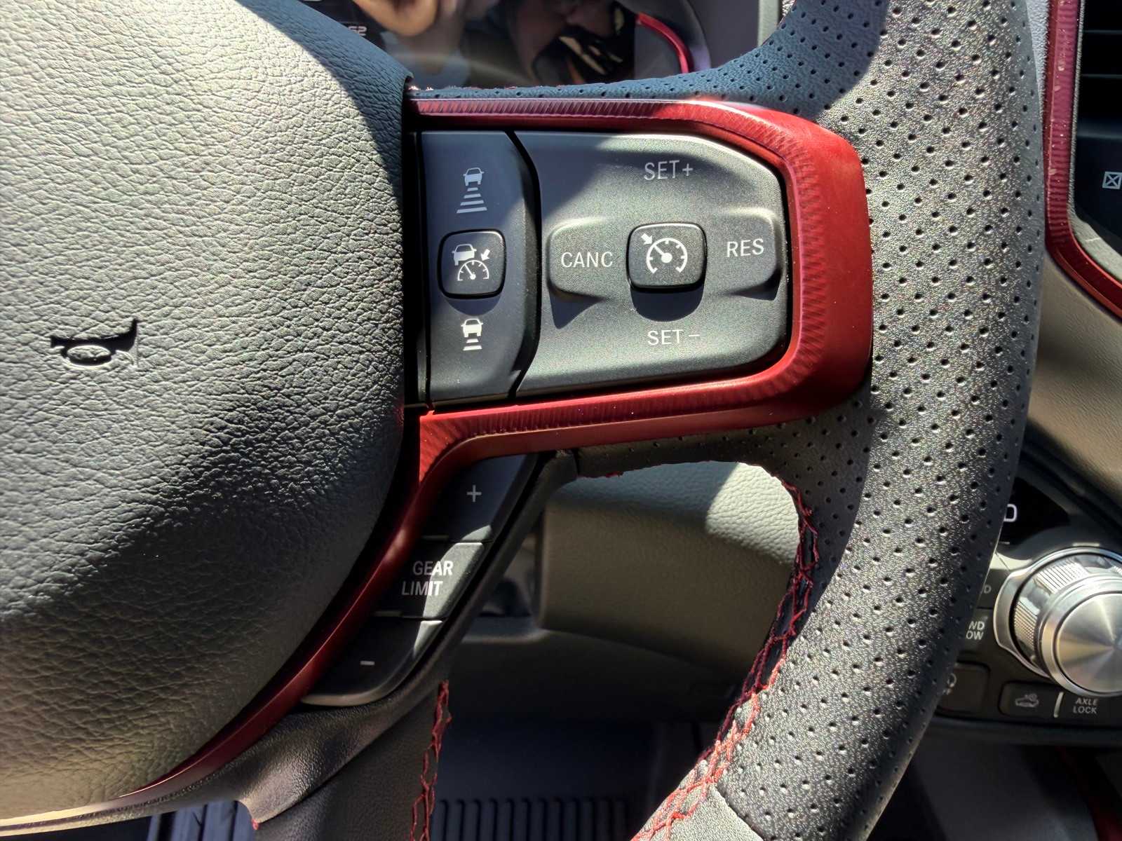 Thumbnail: 2026 RAM 1500 - 33