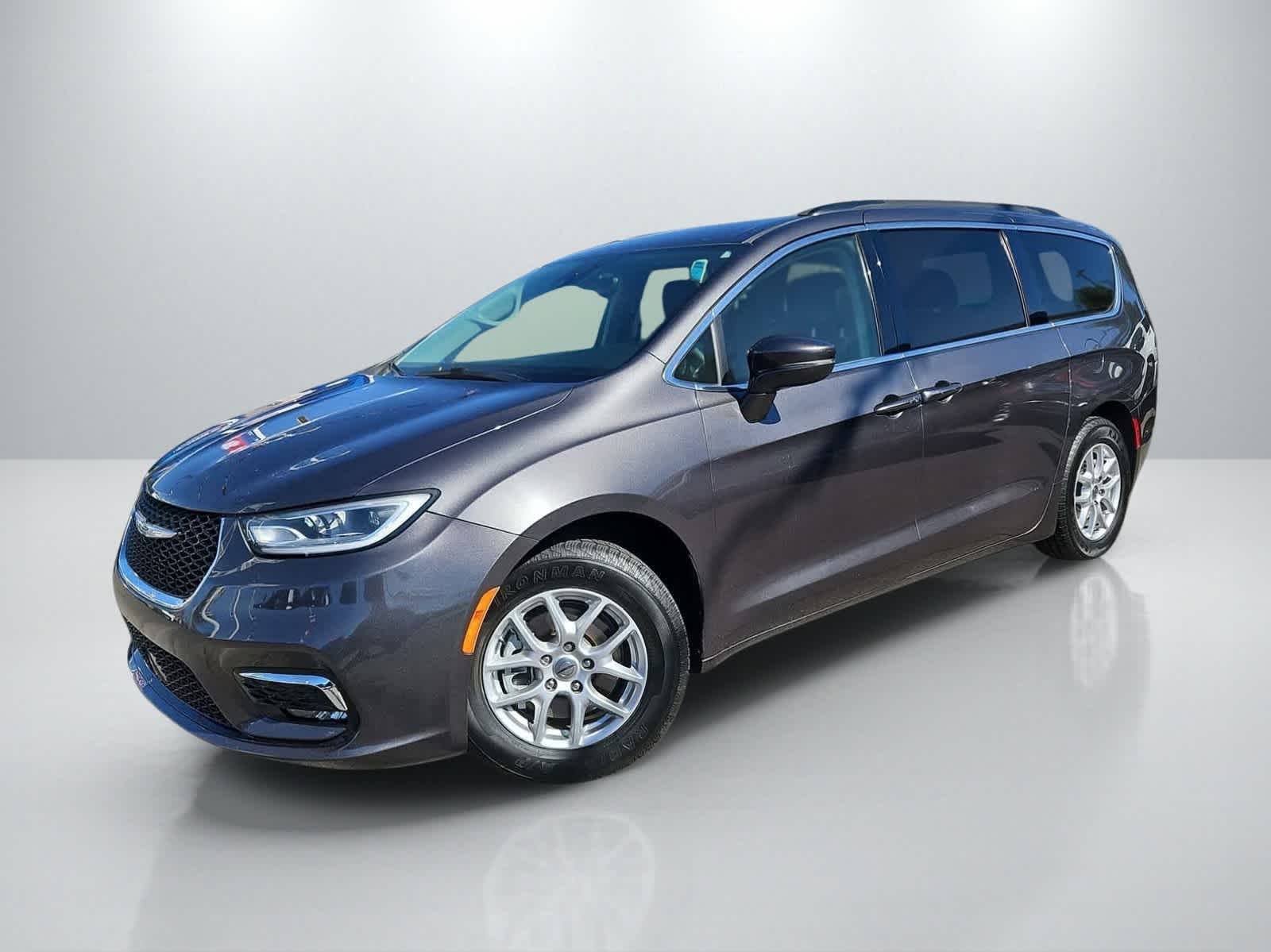Thumbnail: 2022 Chrysler Pacifica - 1