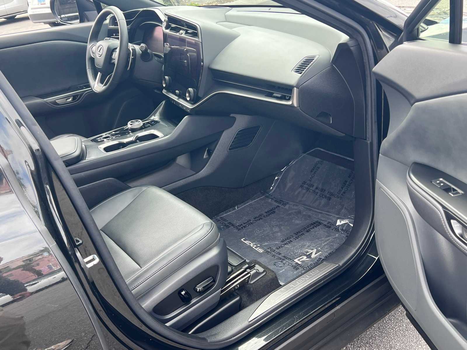 Thumbnail: 2023 Lexus RZ - 32