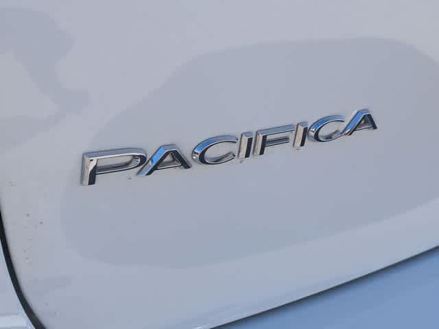 Thumbnail: 2026 Chrysler Pacifica - 13