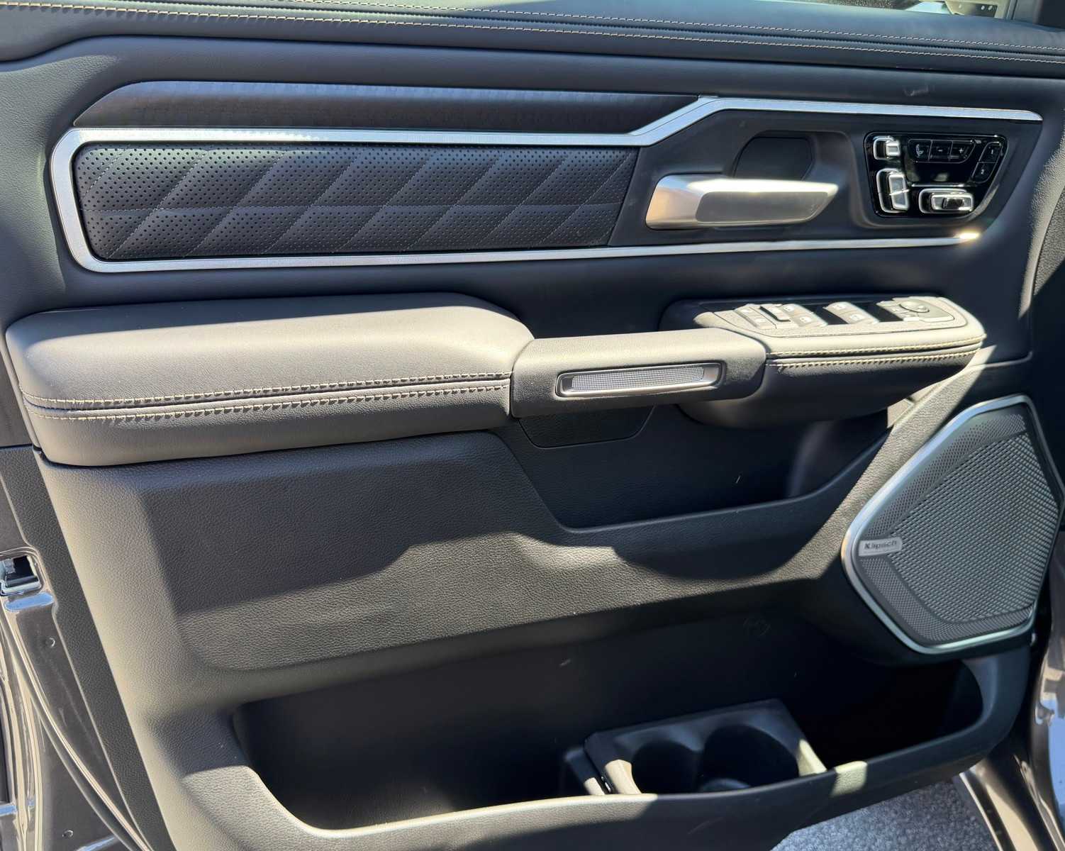 Thumbnail: 2026 RAM 1500 - 25