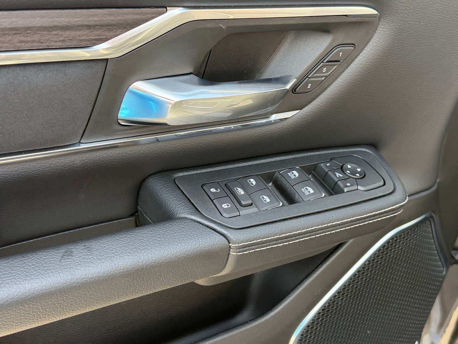 Thumbnail: 2026 RAM 1500 - 13