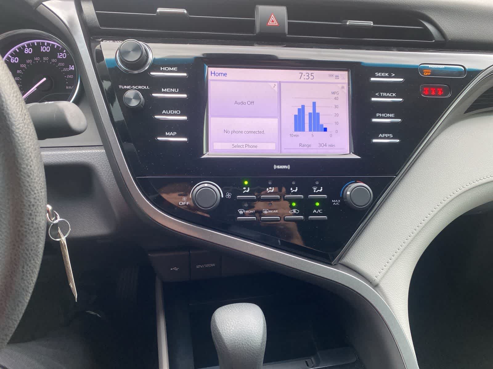 Thumbnail: 2020 Toyota Camry - 14
