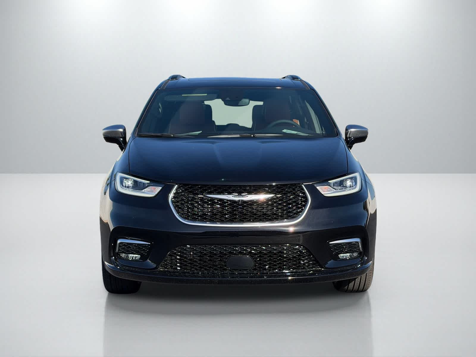 Thumbnail: 2026 Chrysler Pacifica - 11
