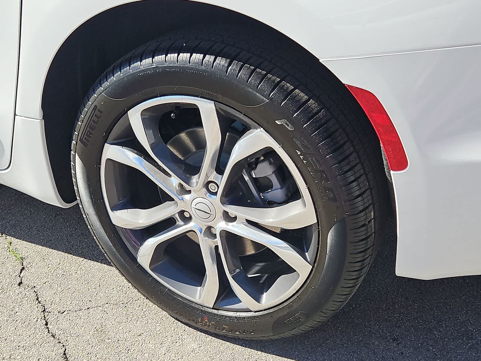 Thumbnail: 2026 Chrysler Pacifica - 13